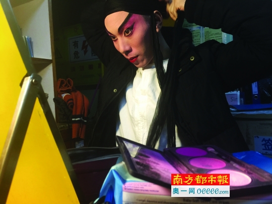 【剧院资讯】&ldquo;春班&rdquo;小生：只要观众一多，演起来就特别有劲