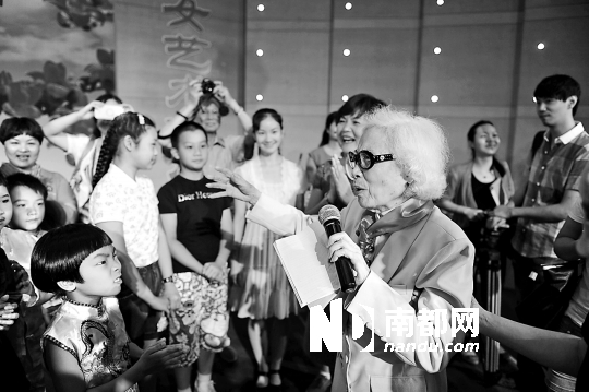 88岁红线女也想过&ldquo;六一&rdquo;