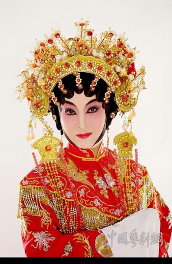 【剧苑随笔】怀揣梦想，艺海遨游&mdash;&mdash;记肇庆粤剧团正印花旦朱女