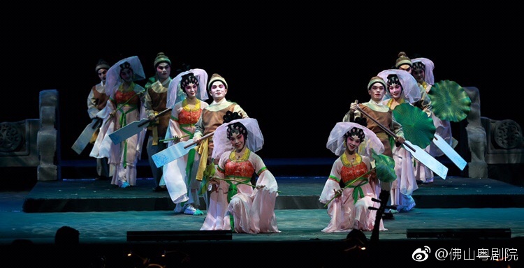 喜看红豆茁新枝&mdash;&mdash;记佛山粤剧院孵化计划剧目《秋色传奇》