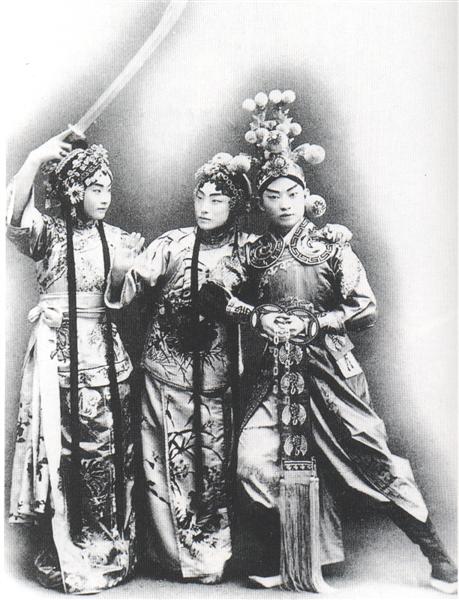 京剧《虹霓关》剧本唱词