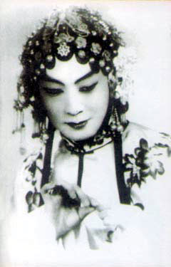 京剧《春秋配》剧本唱词