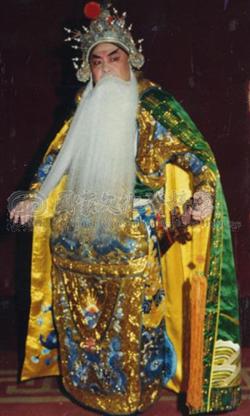 京剧《玉珮风云》