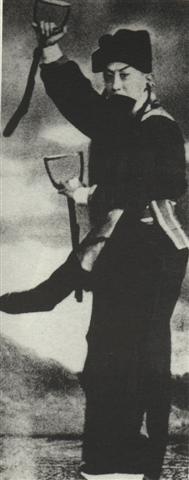 京剧《镫打石雷》