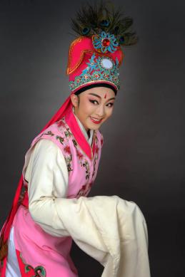 【绍兴】“同唱一台戏”2019（中国•绍兴）第十七届越剧大展演 —闭幕式暨越剧金兰最佳演员竞演晚会