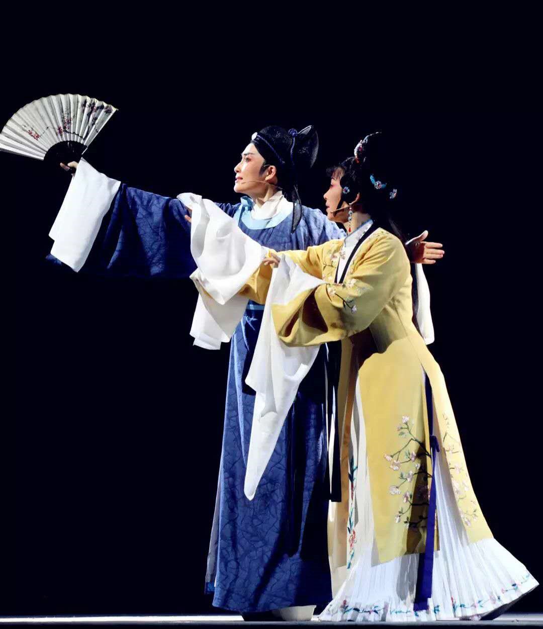 【宁波站】王君安、陶琪领衔主演越剧《桃花扇》